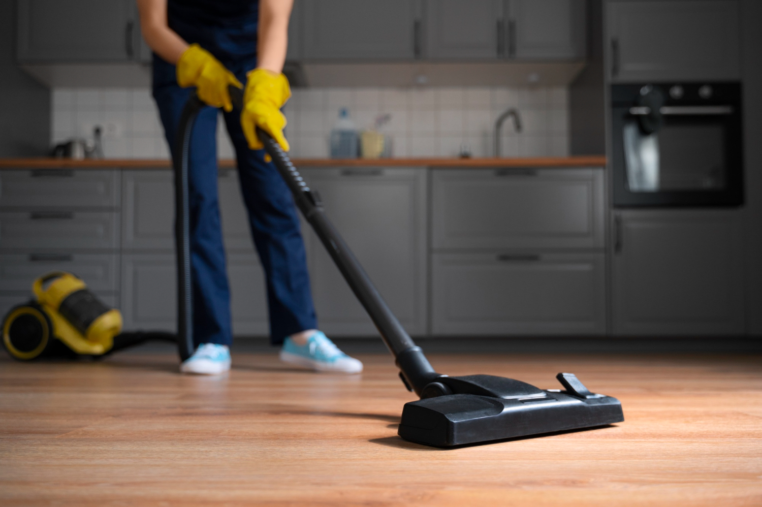 Residential kitchen vacuuming service
